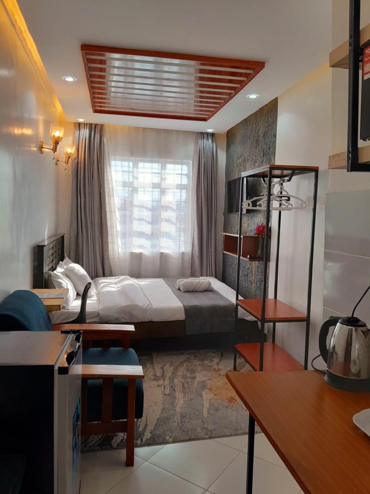 Sandalwood Suites Nakuru - Studios & One Bedroom Suites Dış mekan fotoğraf