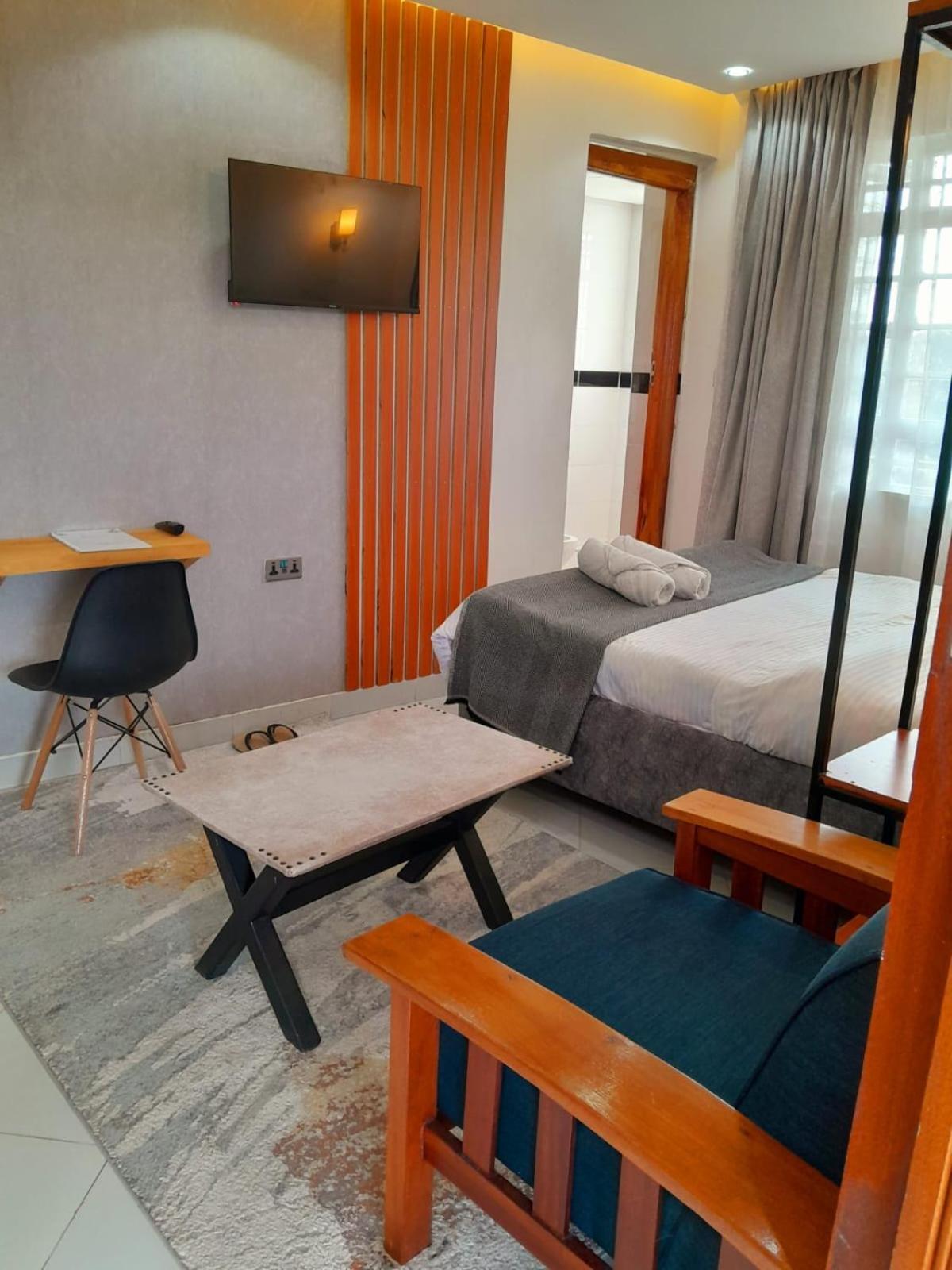 Sandalwood Suites Nakuru - Studios & One Bedroom Suites Dış mekan fotoğraf