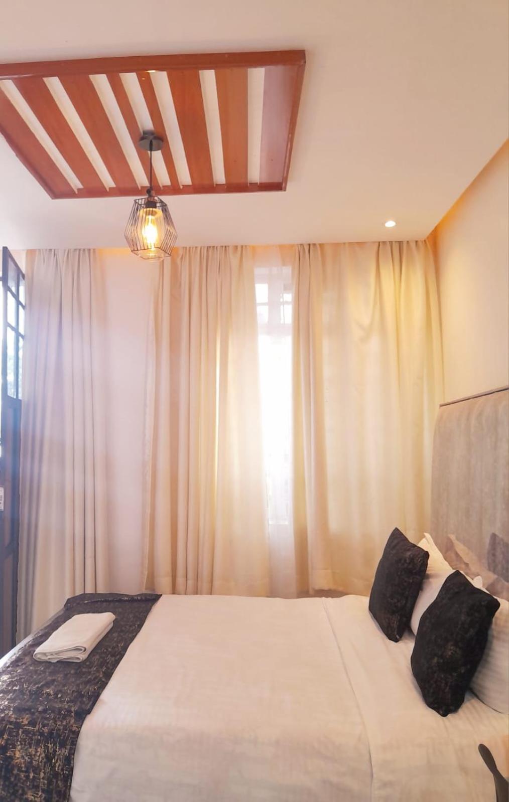 Sandalwood Suites Nakuru - Studios & One Bedroom Suites Dış mekan fotoğraf